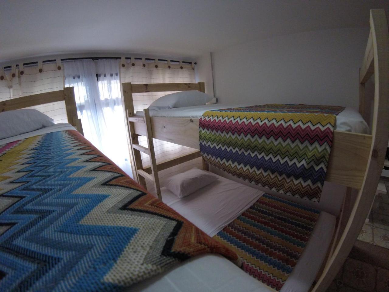 La Otra Mitad Hostel 亚美尼亚 外观 照片